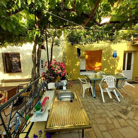 Apartamento Marija Pula Exterior foto